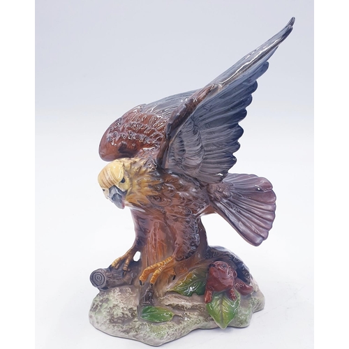 168 - CAPODIMONTE 18.5cm MODEL OF AN EAGLE