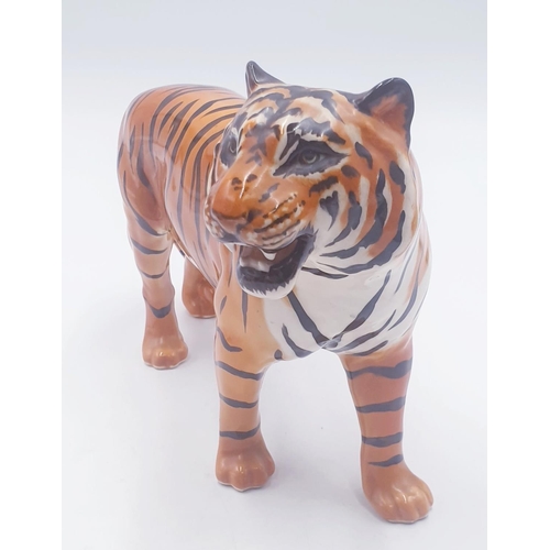 759 - BESWICK Large 19.1cm MODEL OF A TIGER Model No 2096 1967/90 Designed by Mr Graham Tongue