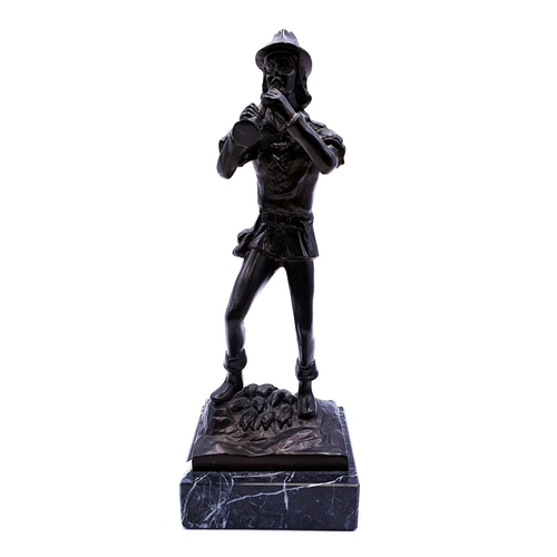 316 - BRONZE Large 23cm FIGURINE 'PIED PIPER OF HAMLIN' MOUNTED ON A MARBLE BASE