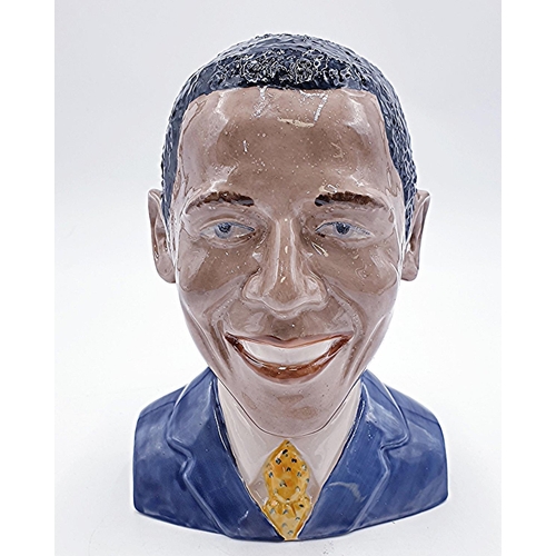 447 - PEGGY DAVIES STUDIO'S Large 20cm CHARACTER BUST  