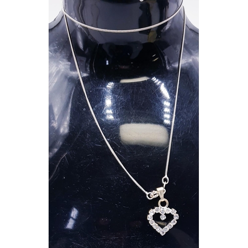 739 - SILVER (925) HEART PENDANT ON A SILVER (925) 41cm NECK CHAIN (Total Weight 2.5 Grams) (Boxed)