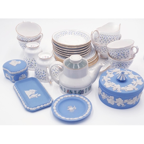 114 - BOX OF CERAMIC ITEMS Inc DOULTON, WEDGWOOD & QUEEN ANNE.
(Please Note This Lot WILL NOT BE PACKED OR... 