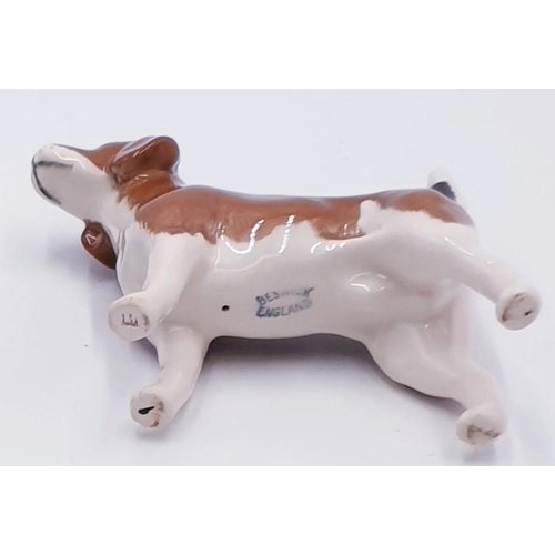 350A - BESWICK 7.6cm MODEL OF A BEAGLE 