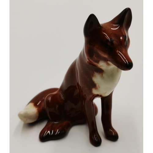 371 - BESWICK Small 7.6cm MODEL OF A FOX (Seated) Model No 1748 (Red-Brown And White--Gloss Colourway) 196... 