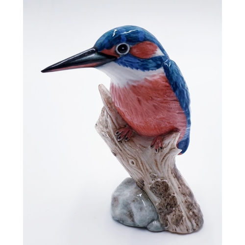 62 - MACK CHINA (Stoke On Trent , Staffordshire) 10.5cm MODEL OF A KINGFISHER ON BRANCH Signed By J. Mack... 