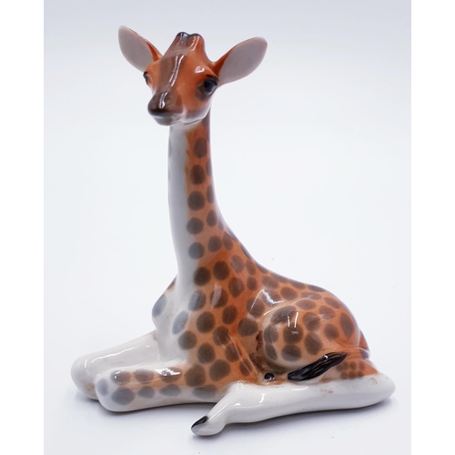 66 - LOMONOSOV PORCELAIN (U.S.S.R.)  13cm Tall x 12cm Long MODEL OF A GIRAFFE