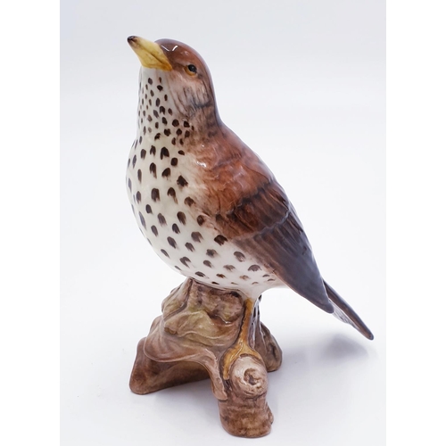 690 - BESWICK Large 14.6cm MODEL OF A SONGTHRUSH Model No 2308 1970/89 (Gloss Colourway) Designed By Mr Al... 