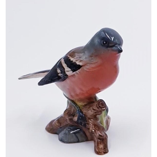 698 - BESWICK 7.00cm MODEL Of A CHAFFINCH Model No 991B (2nd Version) (Gloss Colourway) 1973/2002 Designed... 