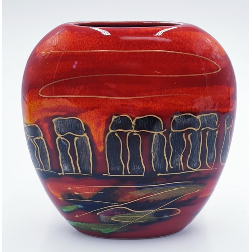 723 - ANITA HARRIS ART POTTERY 12cm PURSE VASE IN THE STONEHENGE DESIGN Signed In Gold By Anita Harris