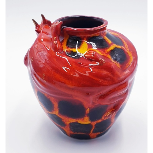 725 - ANITA HARRIS ART POTTERY 16cm 