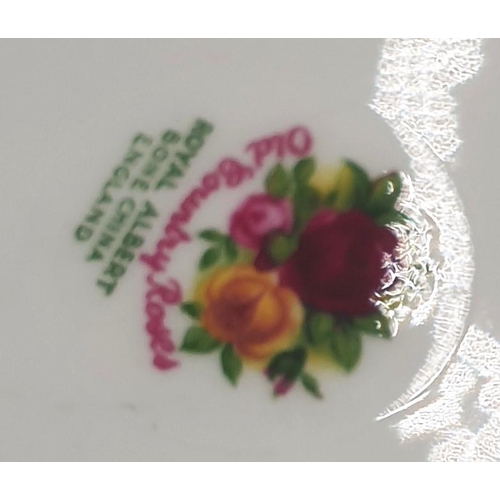 744 - ROYAL ALBERT CHINA 20cm Dia RIMMED SOUP BOWLS (6) IN THE OLD COUNTRY ROSES DESIGN