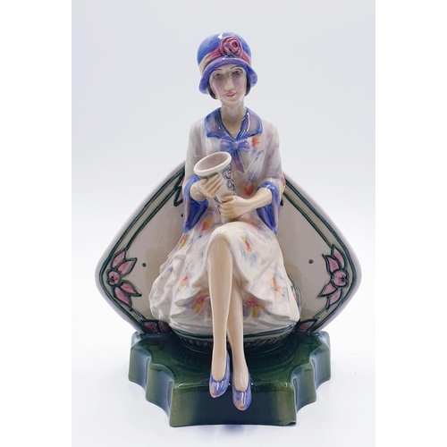 746 - PEGGY DAVIES CERAMICS For KEVIN FRANCIS 21.5 X 18 cm CHARACTER FIGURINE 