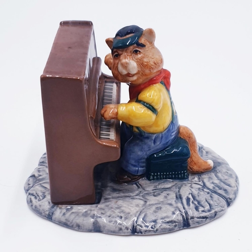 793 - BESWICK 9.5cm CHARACTER FIGURINE 