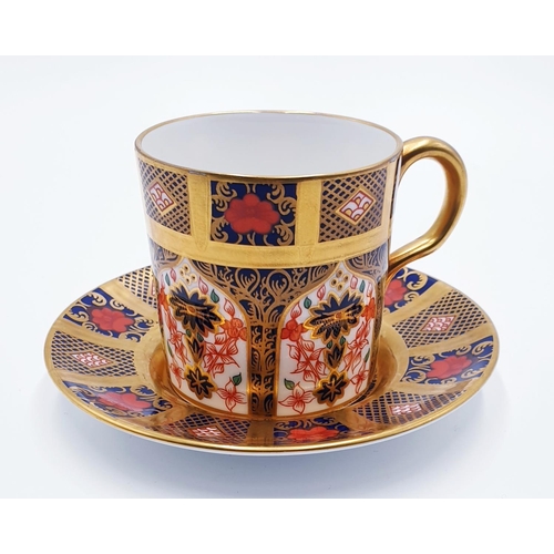 835 - ROYAL CROWN DERBY CHINA COFFEE CAN & SAUCER IN THE IMARI 1128 DESIGN (Marked 2nds)