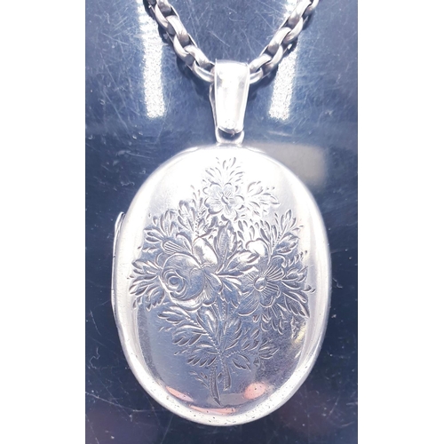 879 - SOLID SILVER VICTORIAN Large LOCKET (With Woven Hair Inside) ON A 44 cm NECK CHAIN (Boxed)