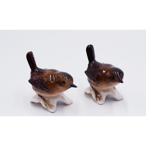 904 - GOEBEL PORCELAIN MODELS OF TWO WRENS