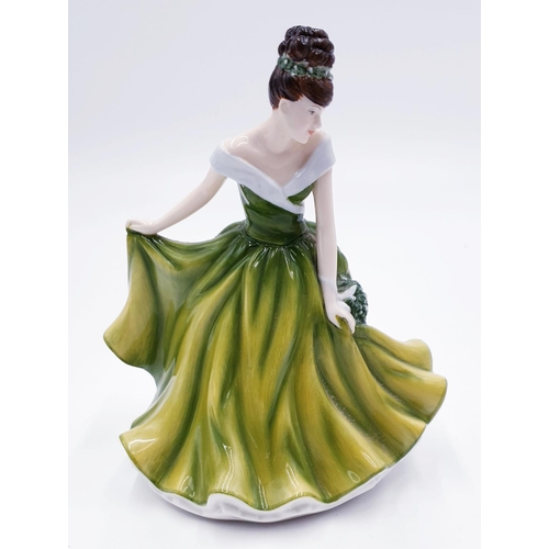 963 - ROYAL DOULTON 17 cm CHARACTER FIGURINE 