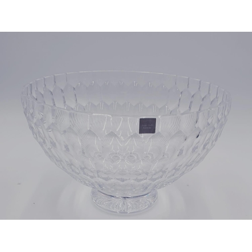 946 - WATERFORD CRYSTAL  BOWL IN THE ATELIER NOUVEAU DESIGN  (Original Box)