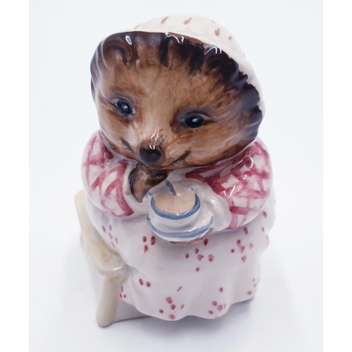 381A - BESWICK 8.3cm BEATRIX POTTER CHARACTER FIGURINE 