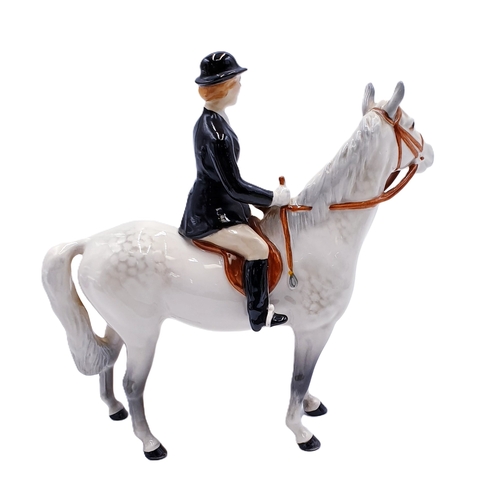 620 - BESWICK 21cm MODEL OF THE HUNTSWOMAN ON GREY HORSE (Style Two---- Rider And Horse Stood Still) (Mode... 