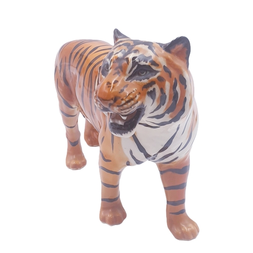 631 - BESWICK Large 19.1cm MODEL OF A TIGER Model No 2096 1967/90 Designed by Mr Graham Tongue