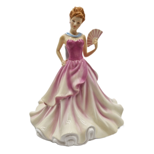 587 - ROYAL DOULTON 23cm CHARACTER FIGURINE 