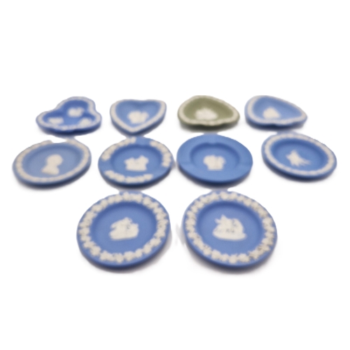 105 - WEDGWOOD JASPER WARE DISHES (10)