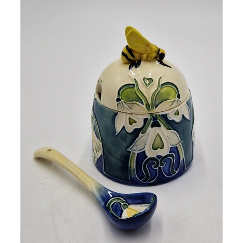 214 - OLD TUPTON WARE TUBELINED HONEY POT And SPOON  (Product Code 6524) IN THE SNOWDROP DESIGN (As New , ... 