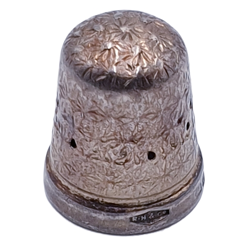 515 - SILVER THIMBLE (Hallmarked) (Couple Of Holes)