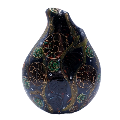 535 - ANITA HARRIS ART POTTERY 22cm TEARDROP VASE IN THE AMMONITES & SHELLS DESIGN (Signed In Gold By Anit... 