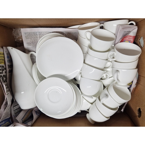 606 - BOX OF CHINA ITEMS (Please Note This Lot WILL NOT BE PACKED OR SHIPPED...COLLECT ONLY !!!!)