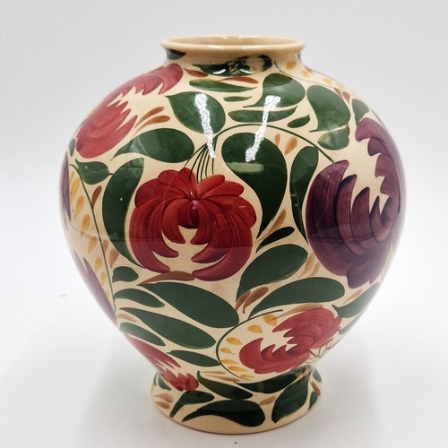 622 - WADE HARVEST WARE BULBOUS VASE