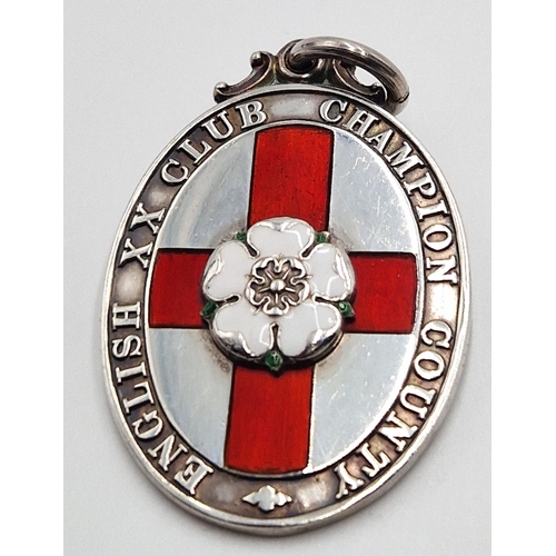 630 - SOLID SILVER (Hallmarked For Birmingham 1911) , ENAMEL  