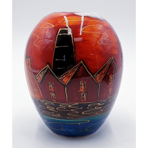 698 - ANITA HARRIS ART POTTERY 15cm DELTA VASE IN THE POTTERIES PAST DESIGN (Signed In Gold By Anita Harri... 