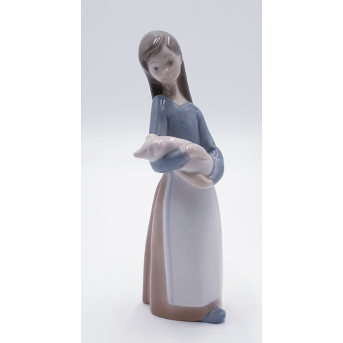 708 - LLADRO PORCELAIN 17cm CHARACTER FIGURINE 