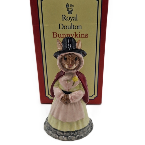 737 - ROYAL DOULTON 12.70cm BUNNYKINS CHARACTER  FIGURINE 'WELSH LADY BUNNYKINS' DB 172 1997 Only (Special... 