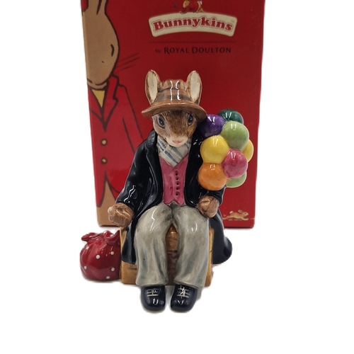 746 - ROYAL DOULTON 10.1cm BUNNYKINS CHARACTER IGURINE 'BALLOON MAN BUNNYKINS' DB 366 2005 Only (Limited E... 