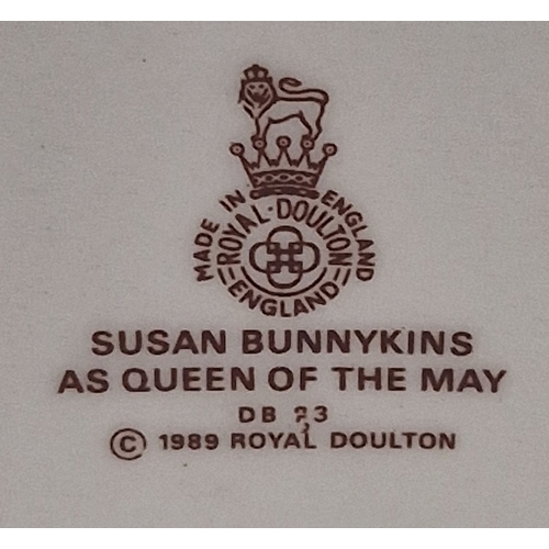 749 - ROYAL DOULTON 10.1cm BUNNYKINS CHARACTER FIGURINE 'SUSAN BUNNYKINS AS QUEEN OF THE MAY' DB 83 1990/9... 