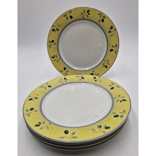 660 - ROYAL DOULTON CHINA Large 26cm Dia DINNER PLATES (5) IN THE BLUEBERRY DESIGN