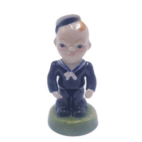 101 - CARLTON WARE 10.5cm CHARACTER FIGURINE 