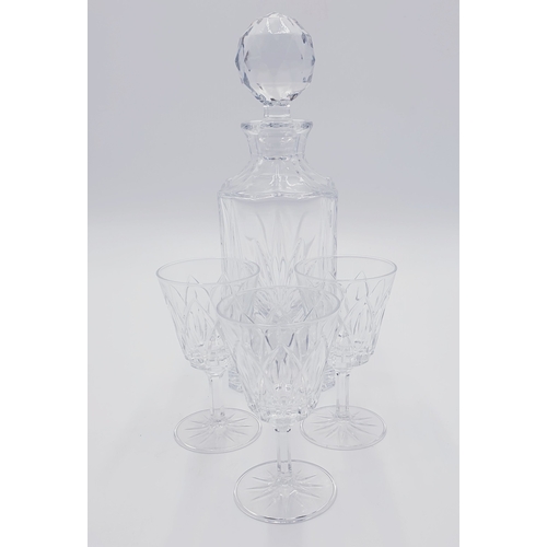 123 - GLASS Large 19.5cm SQUARE SHAPED DECANTER Plus THREE GLASSES