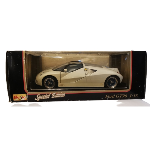 616 - MAISTO Large 1:18 SCALE DI-CAST MODEL OF A FORD GT90 (OriginaL Box,Special Edition)