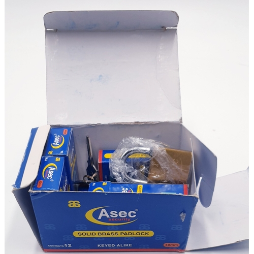 650 - BOX CONTAINING A Qty Of  SOLID BRASS PADLOCKS With KEYS