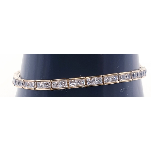 65A - GOLD 9ct (Fully Hallmarked) WHITE STONE SET 19cm BRACELET (Total Weight 10.77 Grams) (Boxed)