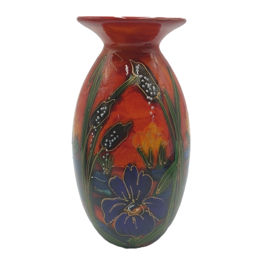 85 - ANITA HARRIS ART POTTERY Large 22cm MINOS VASE IN THE DRAGONFLY BROOK DESIGN (Signed In Gold By Anit... 