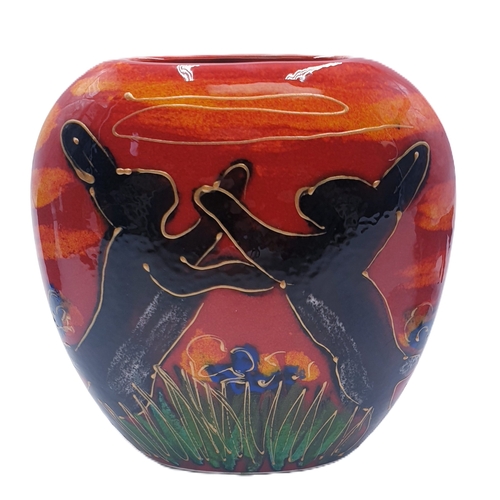 146 - ANITA HARRIS ART POTTERY 12cm 