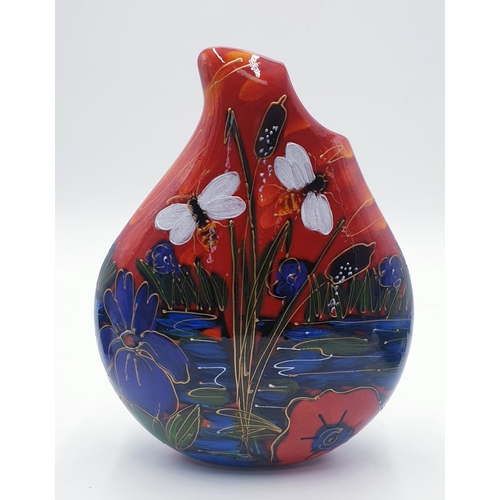 333 - ANITA HARRIS ART POTTERY Large 22cm TEARDROP VASE IN THE BEEBROOK DESIGN (Signed In Gold By Anita Ha... 