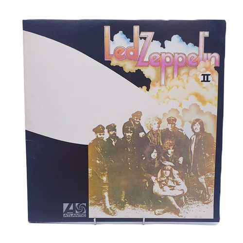 158 - LED ZEPPLIN VINYL ALBUM 'LED ZEPPLIN II'