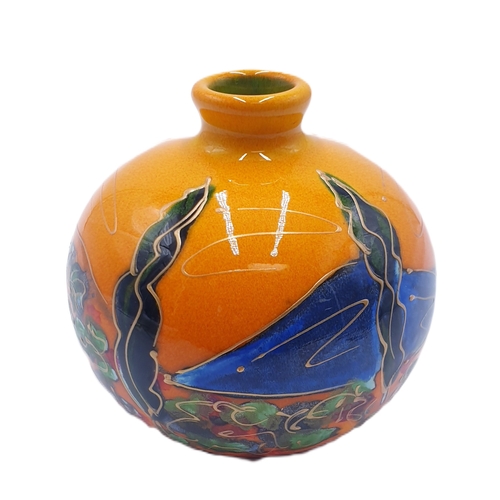 606 - ANITA HARRIS ART POTTERY 10cm MARRAKESH VASE IN THE TUSCANY DESIGN Signed In Gold By Anita Harris