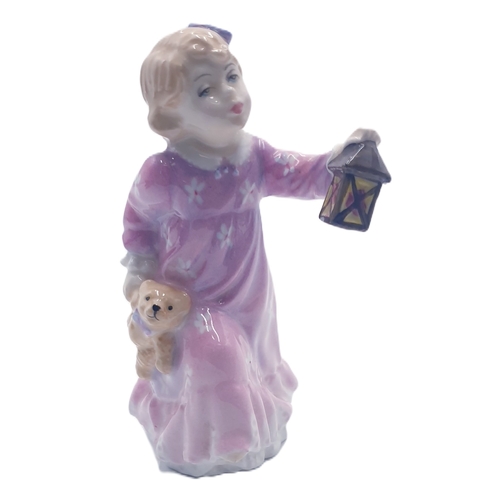 652 - ROYAL DOULTON 13.3cm CHARACTER FIGURINE 